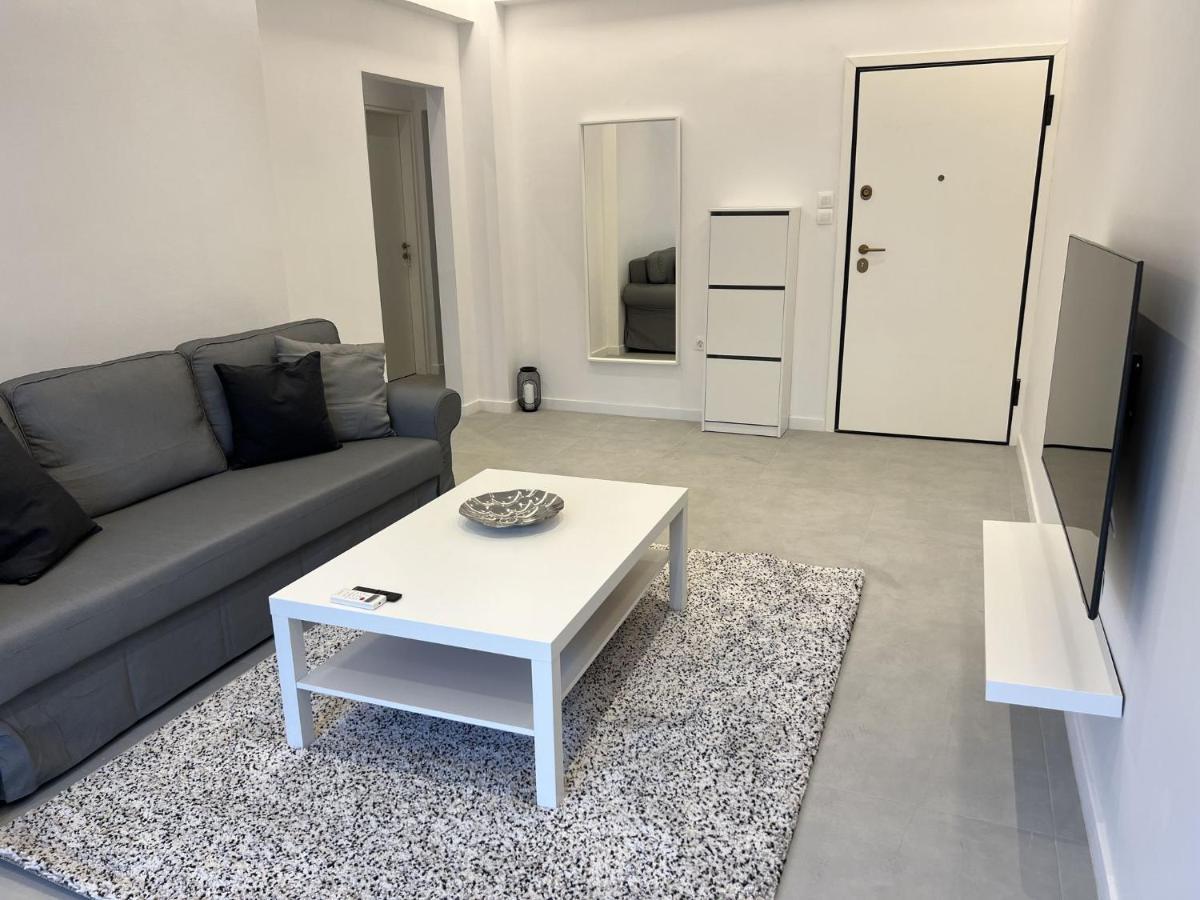 Comfy Apartment In Nea Smirni Athena Bagian luar foto