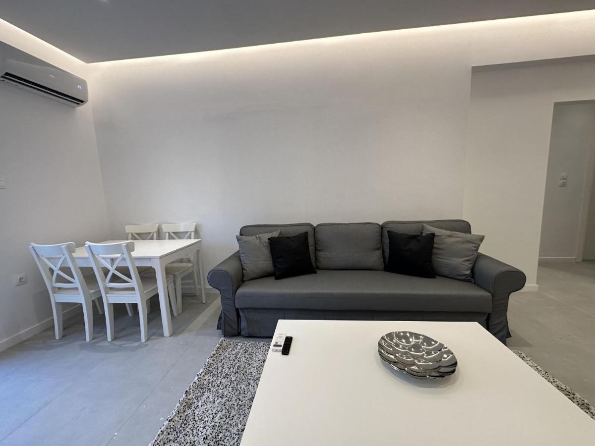 Comfy Apartment In Nea Smirni Athena Bagian luar foto