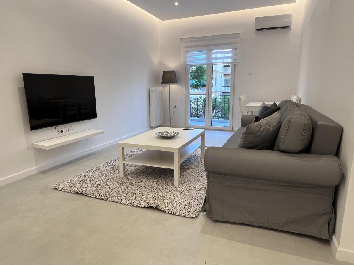 Comfy Apartment In Nea Smirni Athena Bagian luar foto